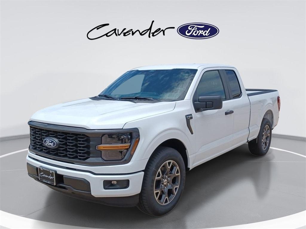 new 2025 Ford F-150 car, priced at $41,051