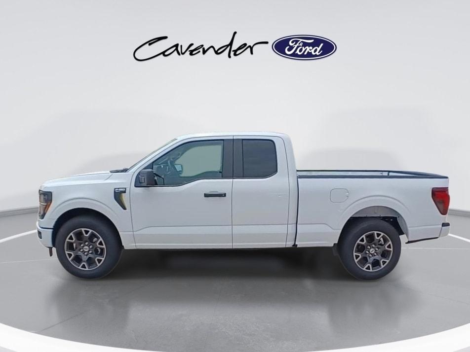 new 2025 Ford F-150 car, priced at $41,051