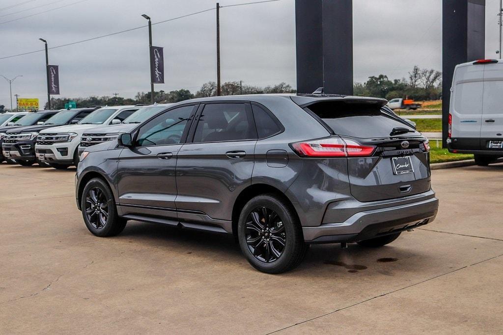 new 2024 Ford Edge car, priced at $29,534