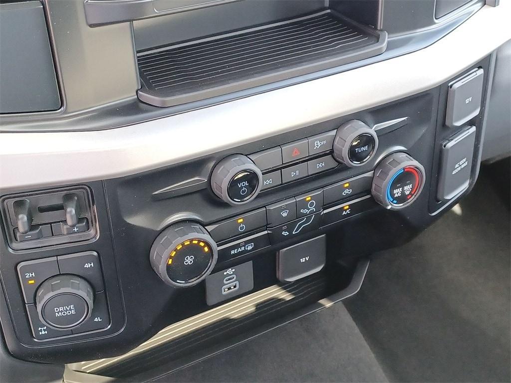 new 2025 Ford F-350 car, priced at $53,728