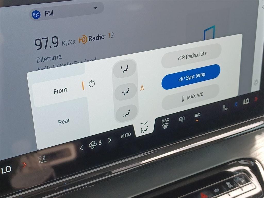 new 2025 Ford Expedition Max car, priced at $84,290
