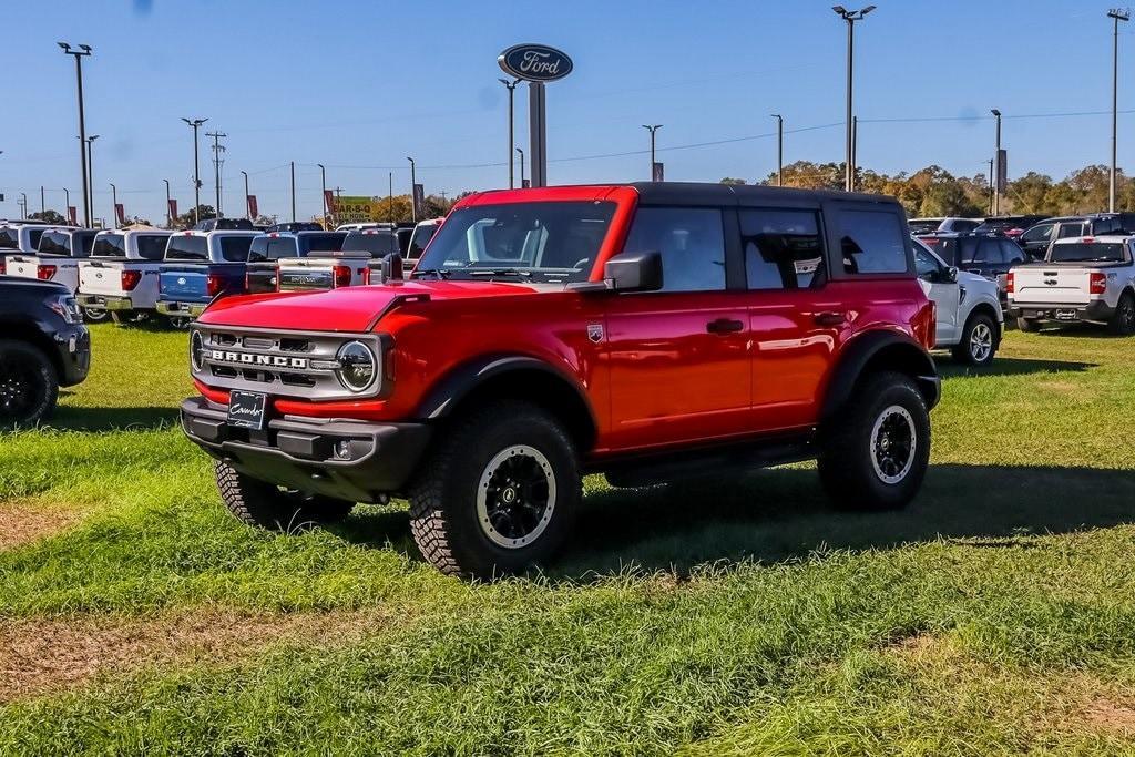 new 2024 Ford Bronco car, priced at $50,460