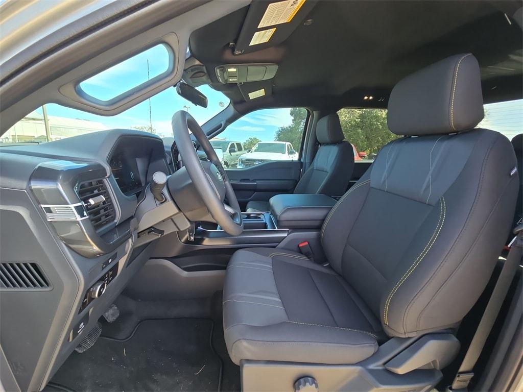 new 2025 Ford F-150 car, priced at $43,078