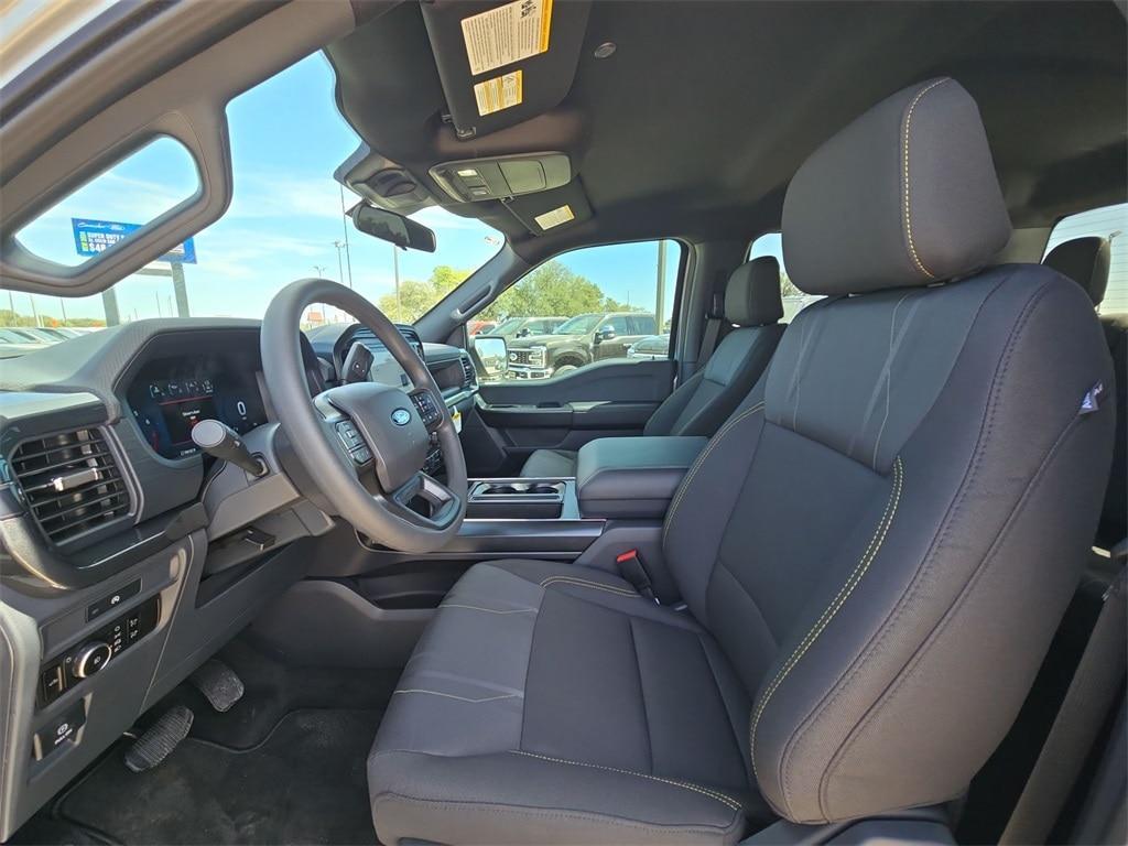 new 2025 Ford F-150 car, priced at $51,916
