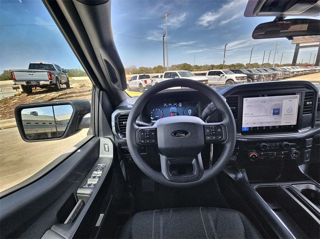 new 2025 Ford F-150 car, priced at $51,916