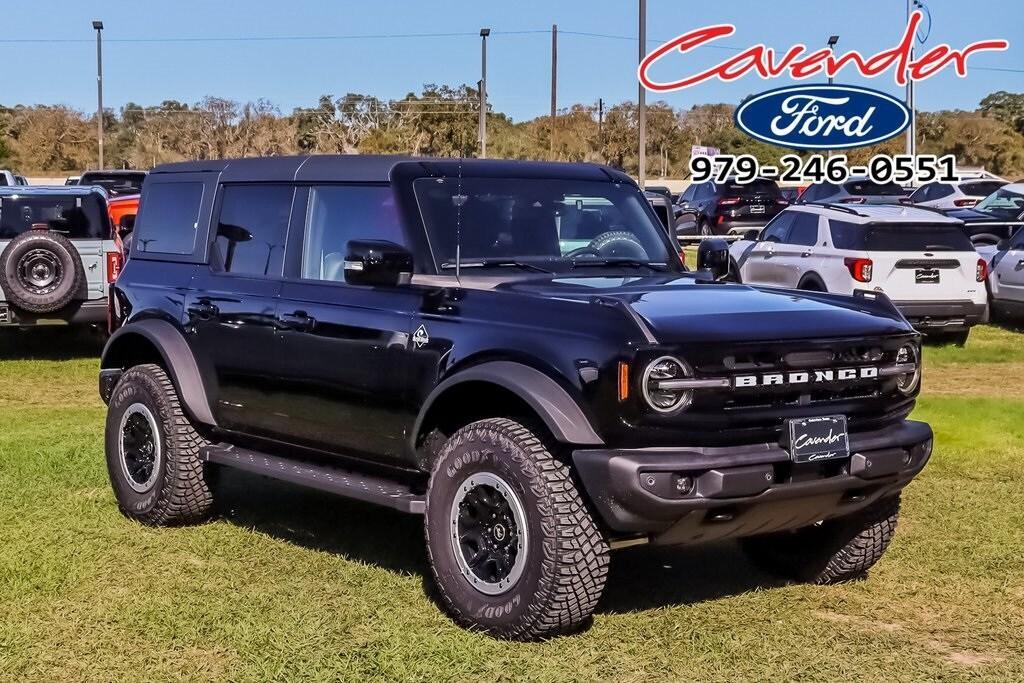new 2024 Ford Bronco car, priced at $54,547