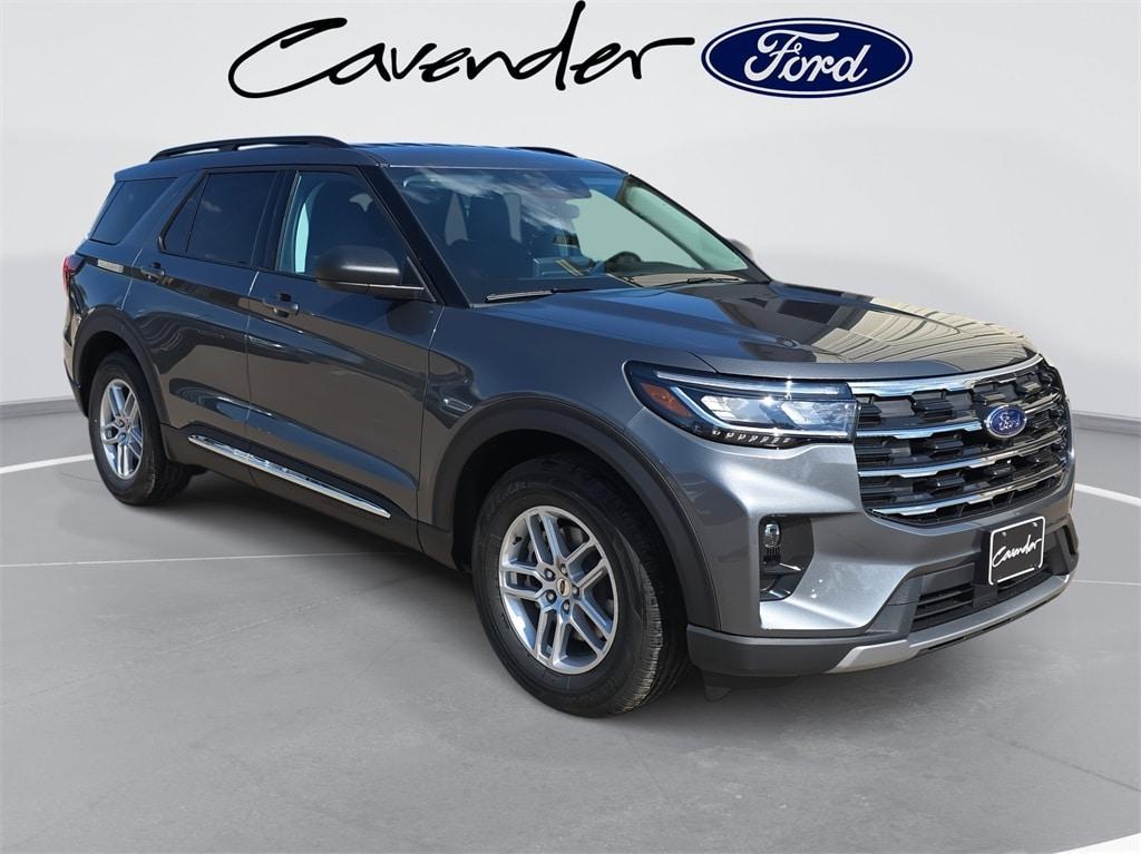 new 2025 Ford Explorer car, priced at $42,549