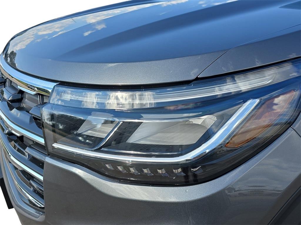 new 2025 Ford Explorer car, priced at $42,549