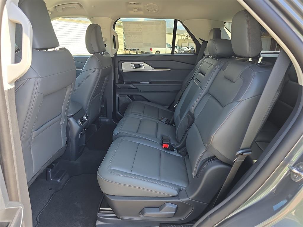 new 2025 Ford Explorer car, priced at $42,549