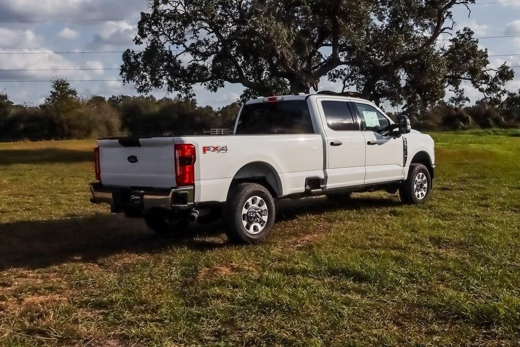 new 2024 Ford F-350 car, priced at $53,768