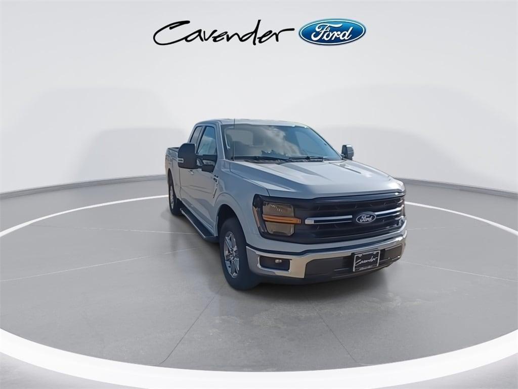 new 2025 Ford F-150 car