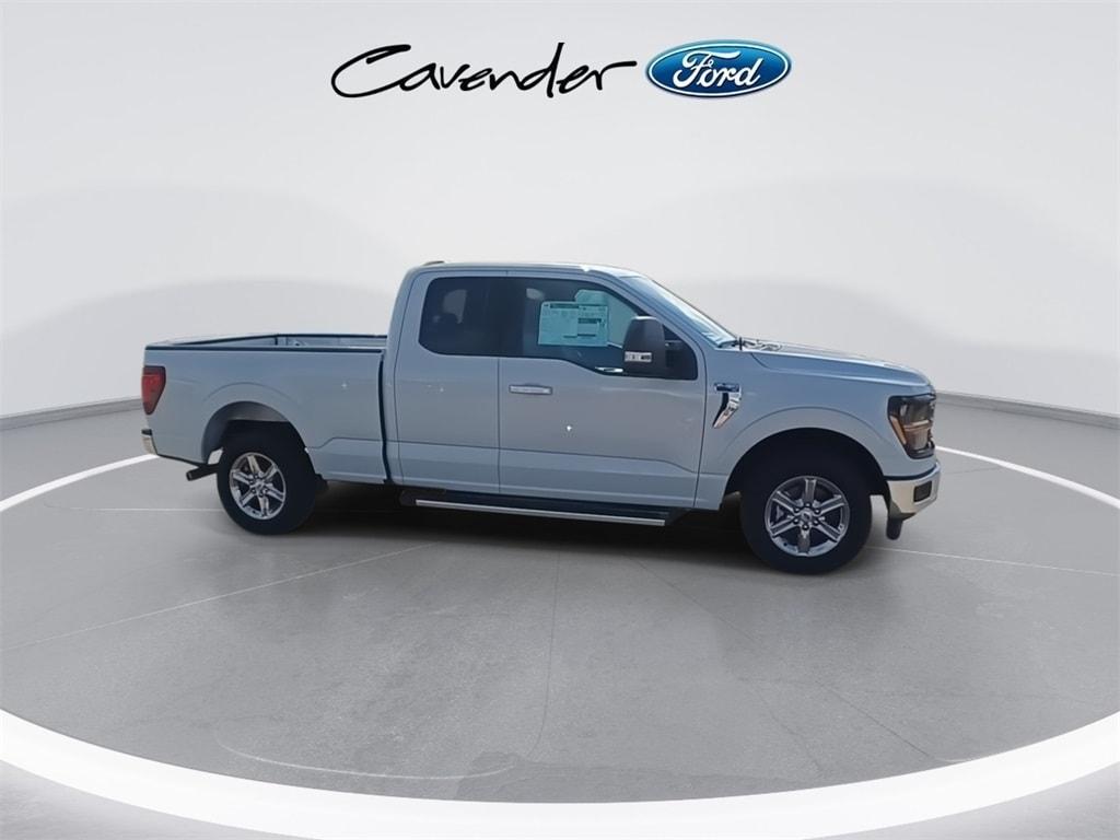 new 2025 Ford F-150 car