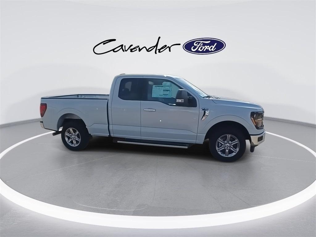 new 2025 Ford F-150 car, priced at $48,146