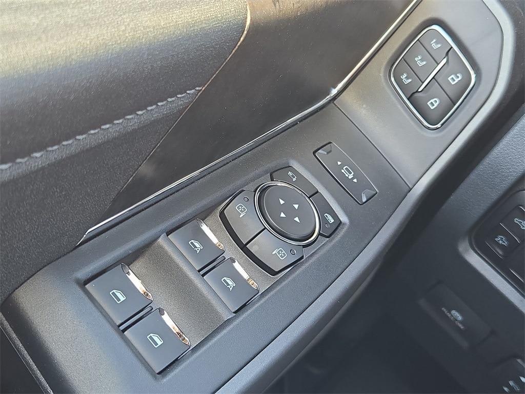 new 2025 Ford F-250 car, priced at $68,868