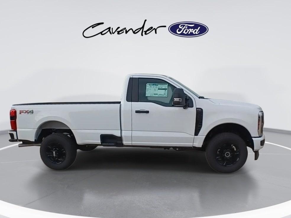new 2025 Ford F-350 car, priced at $53,893