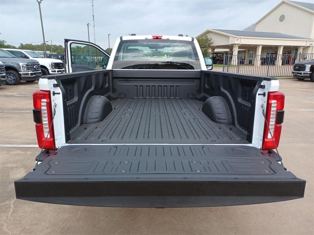 new 2025 Ford F-350 car, priced at $53,893