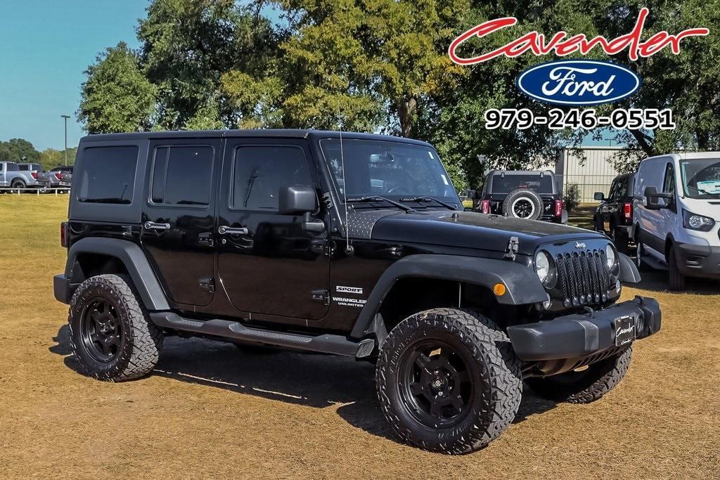 used 2014 Jeep Wrangler Unlimited car, priced at $18,347