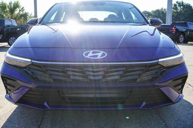new 2025 Hyundai Elantra car, priced at $25,160