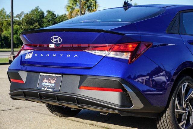new 2025 Hyundai Elantra car, priced at $25,160