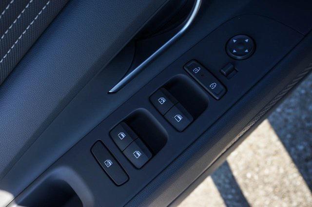 new 2025 Hyundai Elantra car, priced at $25,160