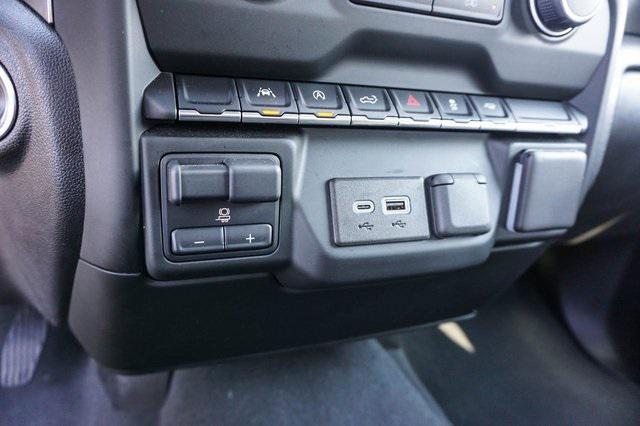 used 2024 Chevrolet Silverado 1500 car, priced at $37,689