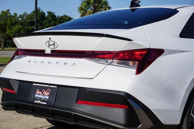new 2025 Hyundai Elantra car, priced at $25,615