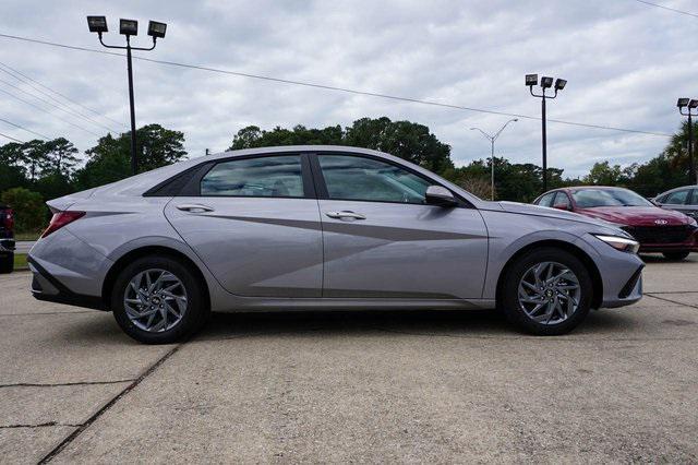 new 2026 Hyundai ELANTRA HEV car, priced at $27,305