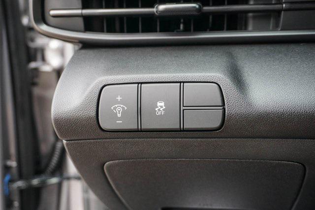 new 2025 Hyundai Elantra car, priced at $25,160