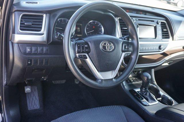 used 2019 Toyota Highlander car, priced at $22,789