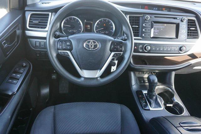 used 2019 Toyota Highlander car, priced at $22,789