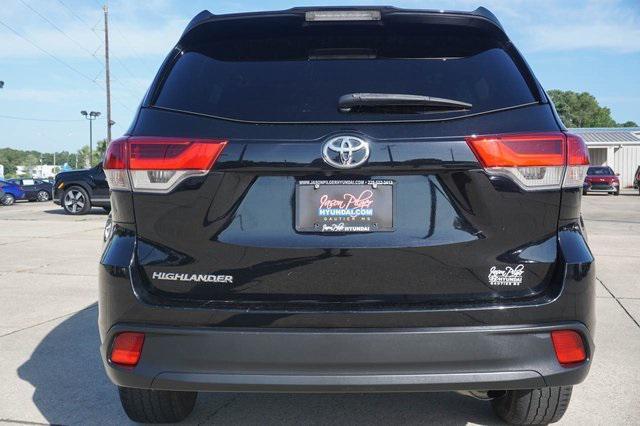 used 2019 Toyota Highlander car, priced at $22,789