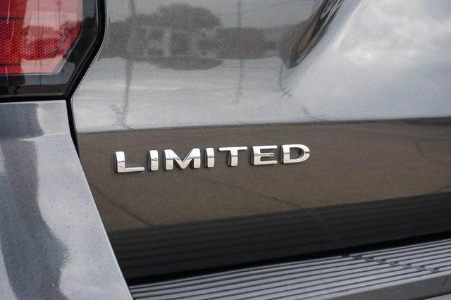 used 2021 Ford Expedition car, priced at $32,989