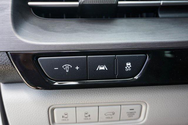 used 2024 Kia Carnival car, priced at $39,889