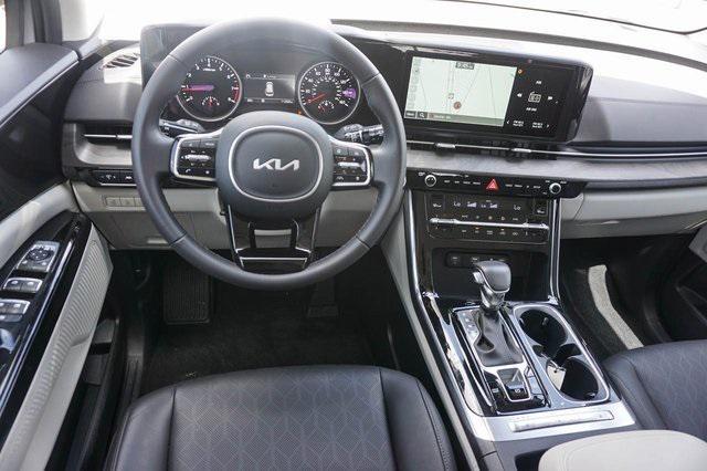 used 2024 Kia Carnival car, priced at $39,889