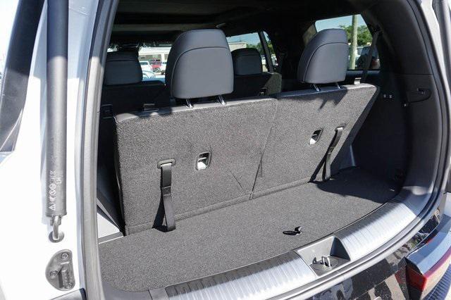 new 2025 Hyundai SANTA FE HEV car, priced at $52,319