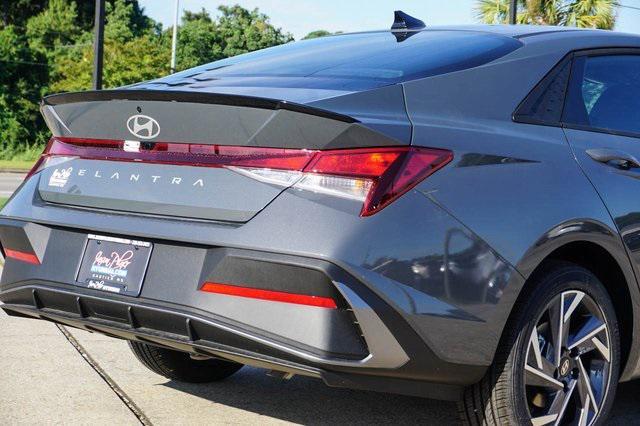new 2025 Hyundai Elantra car, priced at $25,165