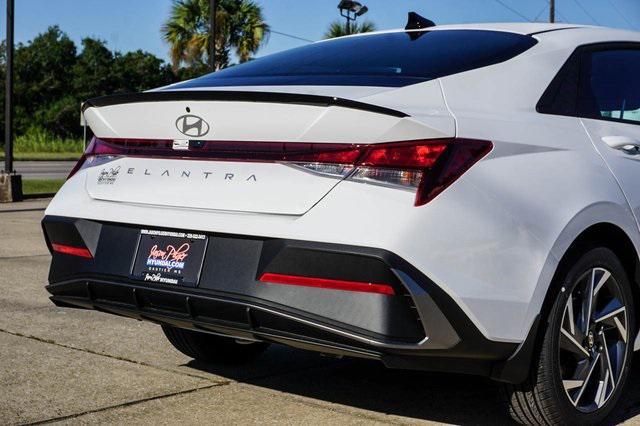 new 2025 Hyundai Elantra car, priced at $25,620