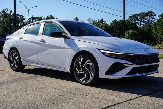 new 2025 Hyundai Elantra car, priced at $25,620
