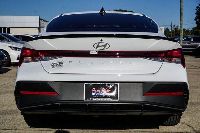 new 2025 Hyundai Elantra car, priced at $25,620