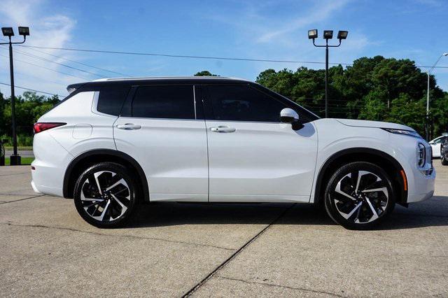used 2023 Mitsubishi Outlander car, priced at $29,989