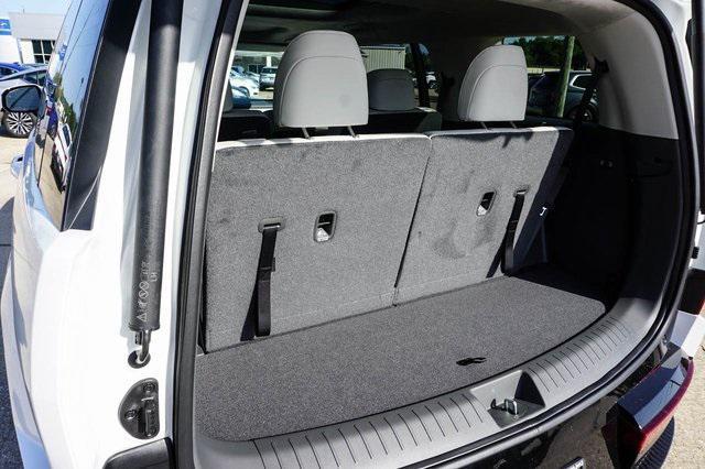new 2026 Hyundai SANTA FE HEV car, priced at $51,155