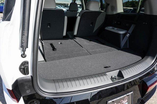 new 2026 Hyundai SANTA FE HEV car, priced at $51,155