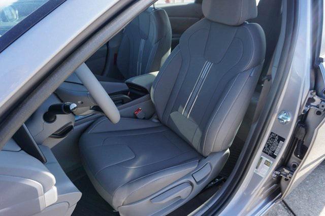 new 2025 Hyundai Elantra car, priced at $25,175