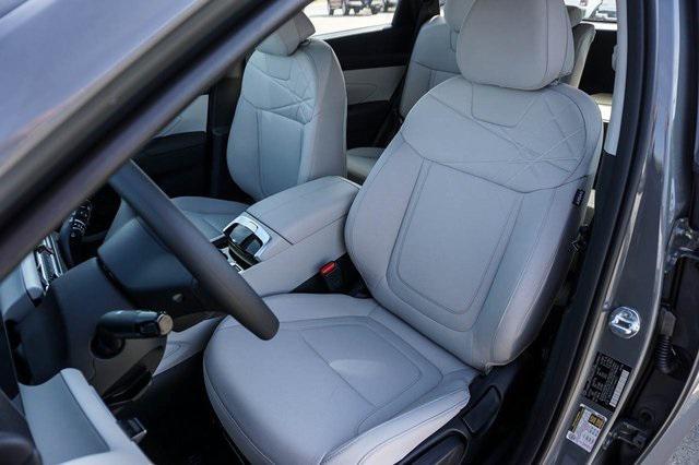 new 2026 Hyundai Tucson car, priced at $27,685