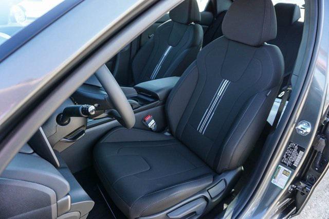 new 2025 Hyundai Elantra car, priced at $25,055