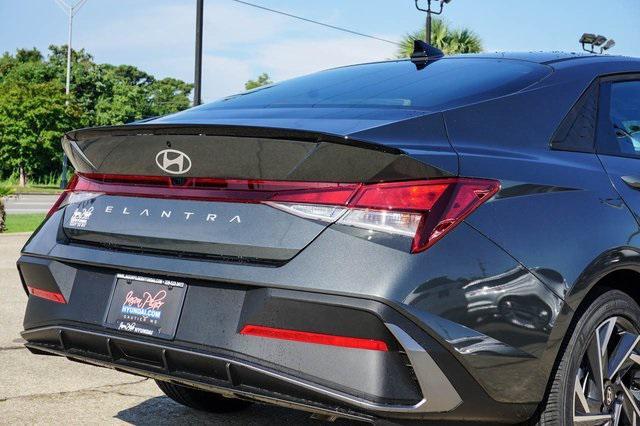 new 2025 Hyundai Elantra car, priced at $25,055