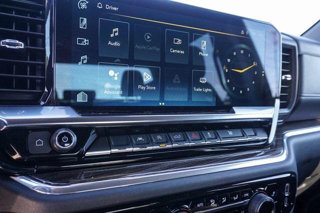 used 2025 Chevrolet Silverado 1500 car, priced at $39,989