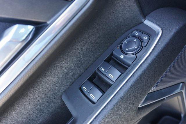 used 2025 Chevrolet Silverado 1500 car, priced at $39,989