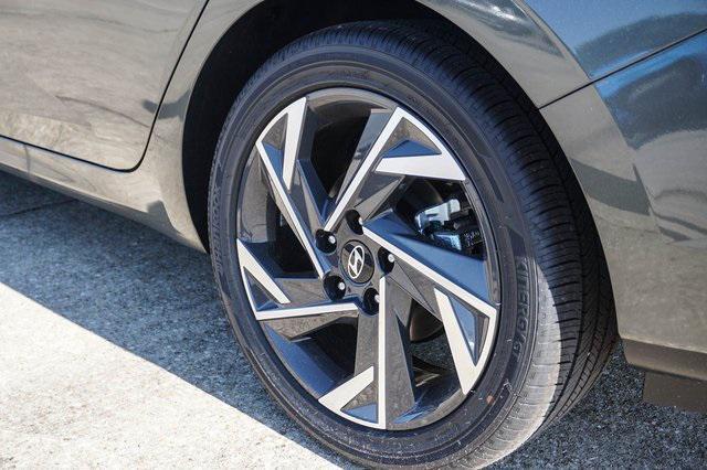 new 2025 Hyundai ELANTRA HEV car, priced at $30,670