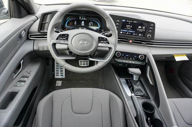 new 2025 Hyundai Elantra car, priced at $25,115